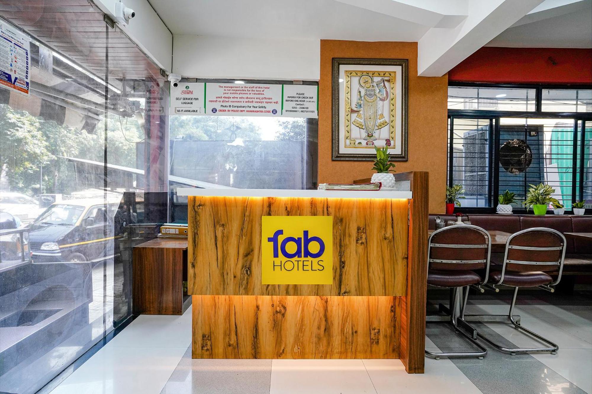 Fabhotel Samrat Nášik Exteriér fotografie